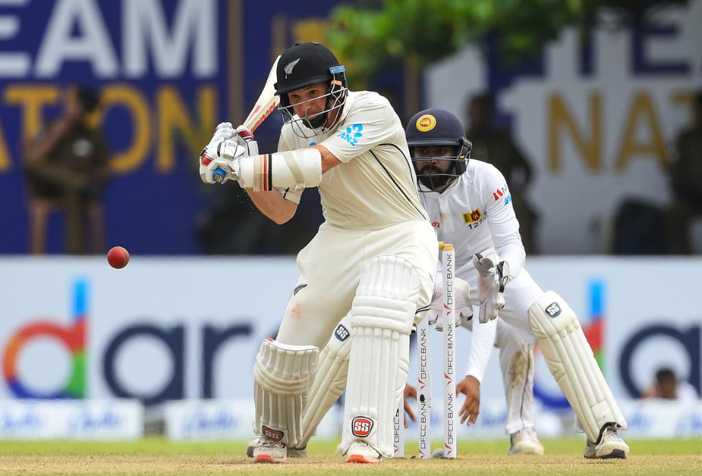 SL vs NZ वाटलिंग की बल्लेबाजी से रोमांचक मोड़ पर पहुंचा पहला टेस्ट